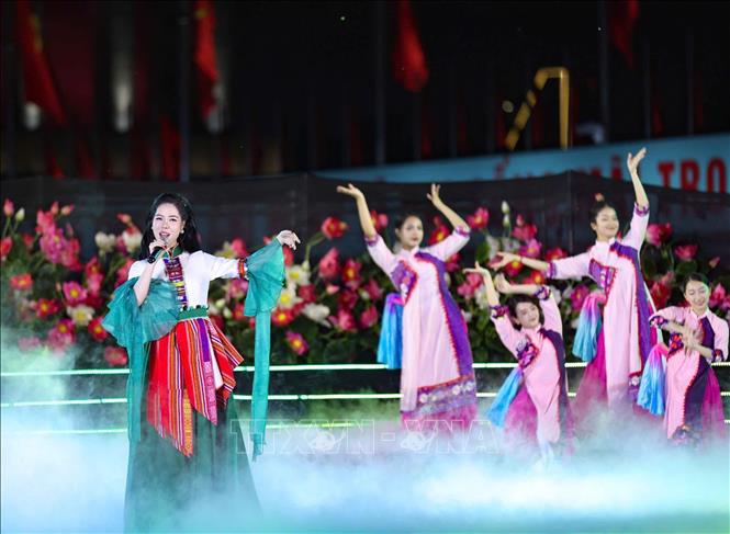 Một tiết mục đặc sắc trong chương trình. Ảnh: Thanh Tùng - TTXVN