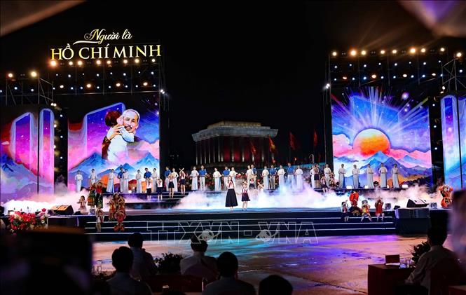 Liên khúc ca kịch 