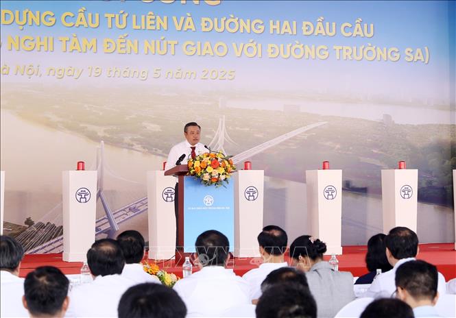 Chủ tịch UBND thành phố Hà Nội Trần Sỹ Thanh phát biểu. Ảnh: Quốc Khánh - TTXVN