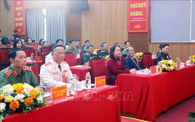 Phó Chủ tịch nước Võ Thị Ánh Xuân và các đại biểu tham dự buổi lễ. Ảnh: Phạm Kiên - TTXVN
