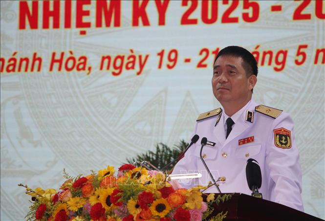 Thiếu tướng Nguyễn An Phong, Bí thư Đảng ủy, Chính ủy Quân chủng Hải quân, phát biểu chỉ đạo tại Đại hội. Ảnh: Phan Sáu - TTXVN