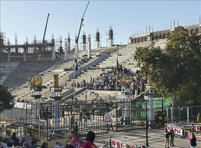Cửa khẩu Attari-Wagah ở biên giới Ấn Độ - Pakistan. Ảnh: Kyodo/TTXVN
