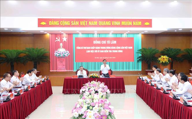Quang cảnh buổi làm việc. Ảnh: Phương Hoa - TTXVN