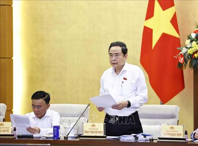 Chủ tịch Quốc hội Trần Thanh Mẫn, Chủ tịch Ủy ban dự thảo sửa đổi, bổ sung một số điều của Hiến pháp năm 2013 phát biểu. Ảnh: Doãn Tấn - TTXVN