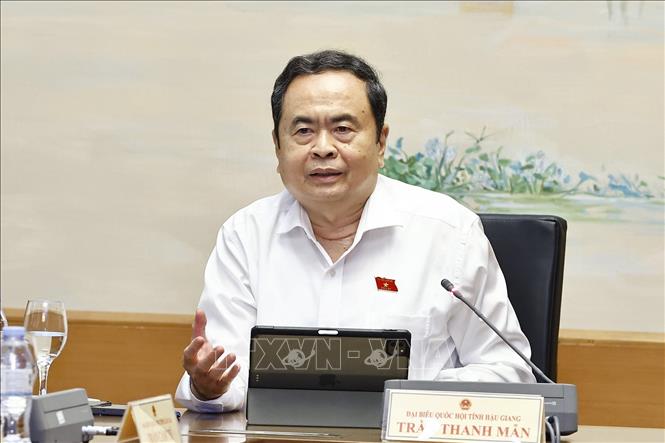 Chủ tịch Quốc hội Trần Thanh Mẫn, đại biểu Quốc hội tỉnh Hậu Giang phát biểu. Ảnh: Doãn Tấn - TTXVN