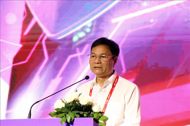 Thiếu tướng Lê Minh Mạnh, Phó Cục trưởng Cục An ninh mạng và phòng, chống tội phạm sử dụng công nghệ cao (Bộ Công an), phát biểu tại Hội thảo. Ảnh: Tiến Lực - TTXVN