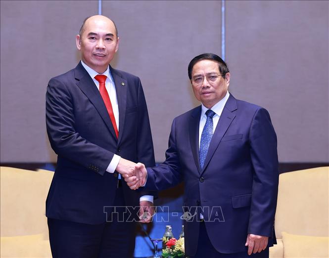Thủ tướng Phạm Minh Chính tiếp Chủ tịch Hiệp hội Thương mại và Công nghiệp Hoa kiều tại Malaysia Datuk Ng Yih Pyng. Ảnh: Dương Giang-TTXVN 