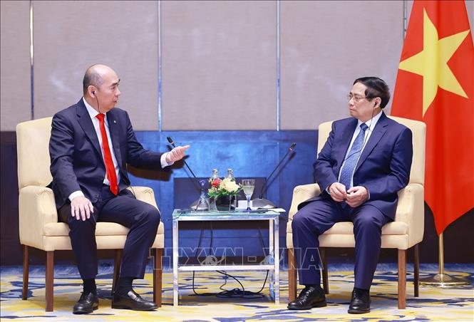 Thủ tướng Phạm Minh Chính tiếp Chủ tịch Hiệp hội Thương mại và Công nghiệp Hoa kiều tại Malaysia Datuk Ng Yih Pyng. Ảnh: Dương Giang-TTXVN 