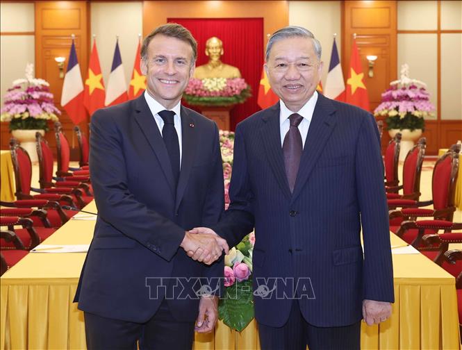 Tổng Bí thư Tô Lâm tiếp Tổng thống Pháp Emmanuel Macron. Ảnh: Thống Nhất – TTXVN