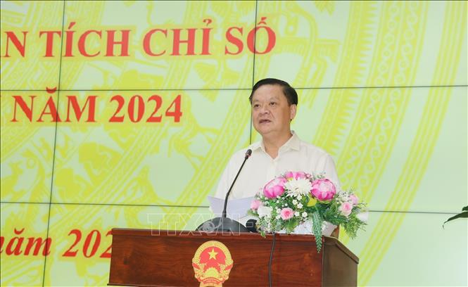 Ông Dương Tấn Hiển, Phó Chủ tịch Thường trực UBND TP Cần Thơ phát biểu chỉ đạo hội nghị. Ảnh: Ngọc Thiện - TTXVN
