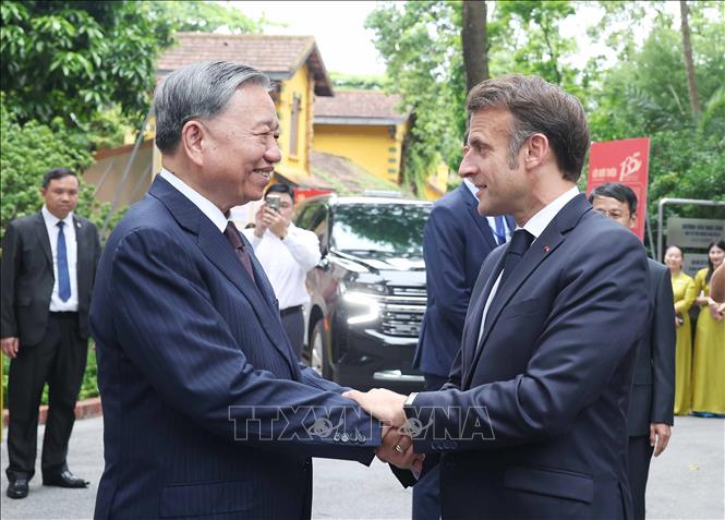 Tổng Bí thư Tô Lâm và Tổng thống Pháp Emmanuel Macron. Ảnh: Thống Nhất – TTXVN