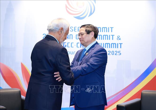 Thủ tướng Phạm Minh Chính gặp Thủ tướng Timor-Leste Xanana Gusmao. Ảnh: Dương Giang-TTXVN
