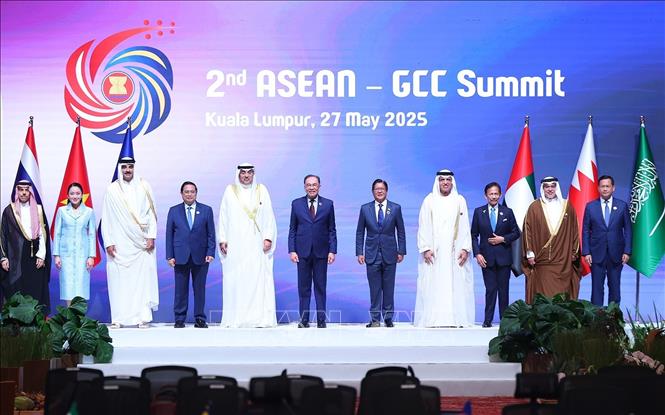 Thủ tướng Phạm Minh Chính cùng lãnh đạo các nước ASEAN và GCC tại Hội nghị Cấp cao ASEAN- GCC lần thứ hai. Ảnh: Dương Giang-TTXVN
