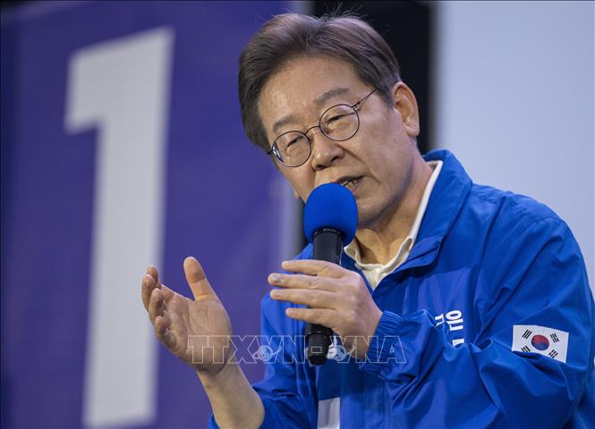 Ứng cử viên Lee Jae Myung của đảng Dân chủ (DP) đối lập chính. Ảnh: Yonhap/TTXVN