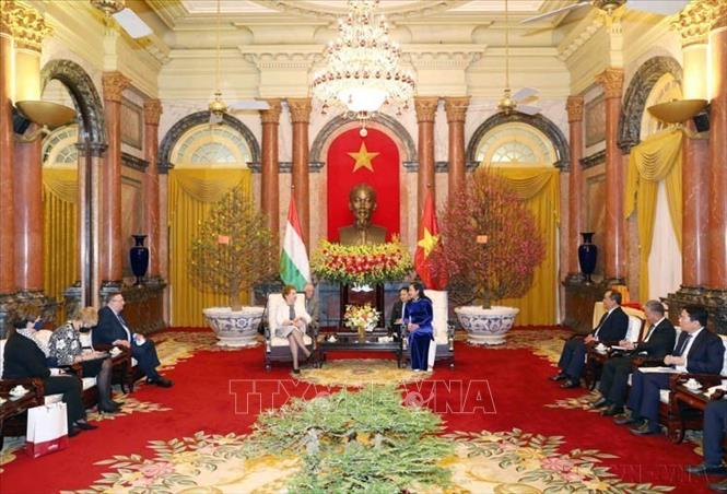 Phó Chủ tịch nước Võ Thị Ánh Xuân tiếp Phó Chủ tịch thứ nhất Quốc hội Hungary Márta Mátrai thăm Việt Nam (21/1/2022). Ảnh: Phạm Kiên – TTXVN