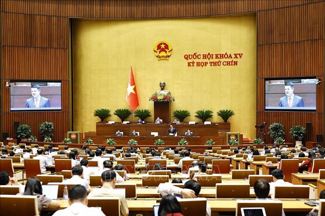  Viện trưởng Viện kiểm sát nhân dân tối cao Nguyễn Huy Tiến phát biểu giải trình, làm rõ một số vấn đề đại biểu Quốc hội nêu. Ảnh: Doãn Tấn - TTXVN