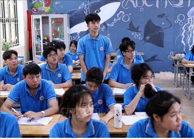 Học sinh lớp 12 trường THPT Ỷ La, thành phố Tuyên Quang (Tuyên Quang) ôn thi để chuẩn bị cho kỳ thi tốt nghiệp THPT năm 2025. Ảnh: Quang Cường – TTXVN