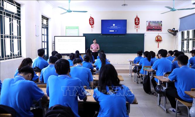 Trường THPT Ỷ La, thành phố Tuyên Quang (Tuyên Quang) tổ chức ôn thi cho học sinh lớp 12. Ảnh: Quang Cường – TTXVN
