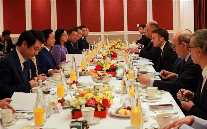 A view of the working breakfast. VNA Photo/Photo by courtesy