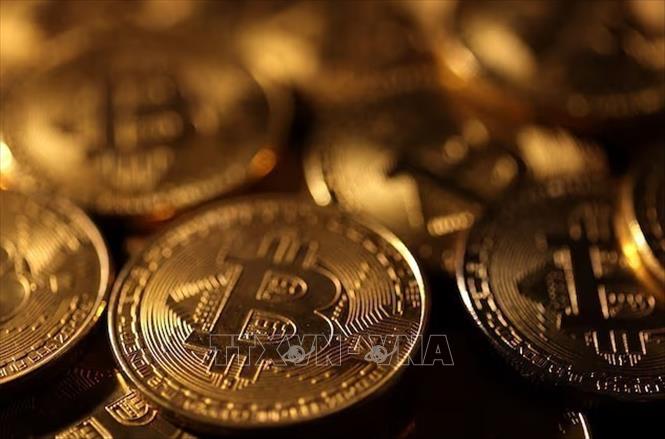 Hình ảnh minh họa đồng tiền điện tử Bitcoin. Ảnh: REUTERS/TTXVN