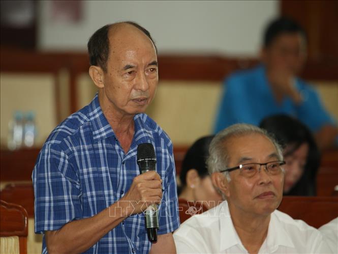 Đại diện doanh nghiệp phát biểu tại buổi đối thoại. Ảnh: Duy Khương - TTXVN