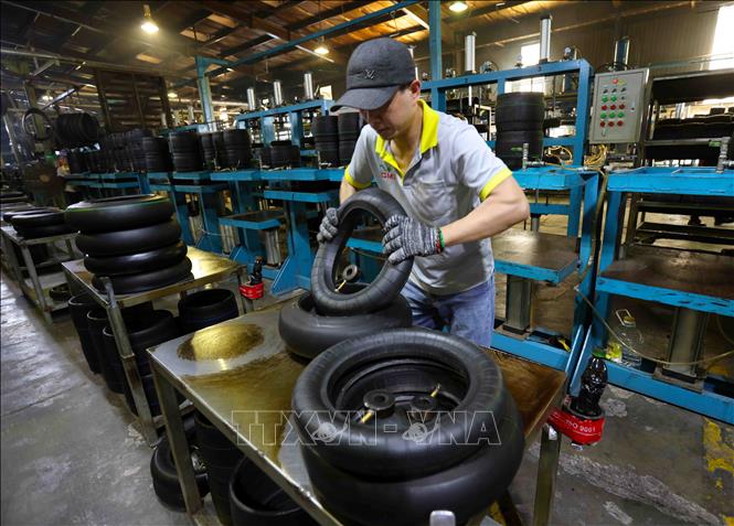 Production at the 100% Thai-invested Camel Rubber Vietnam Co. Ltd at the Lao Bao IP in the central province of Quang Tri. VNA Photo: Vũ Sinh