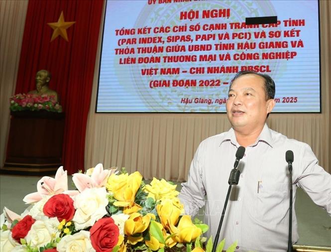 Ông Nguyễn Văn Hòa, Phó Chủ tịch UBND tỉnh Hậu Giang, phát biểu. Ảnh: Duy Khương - TTXVN