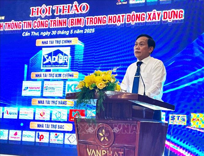 Ông Nguyễn Ngọc Hè, Phó Chủ tịch UBND thành phố Cần Thơ, phát biểu tại Hội thảo. Ảnh: Ánh Tuyết - TTXVN