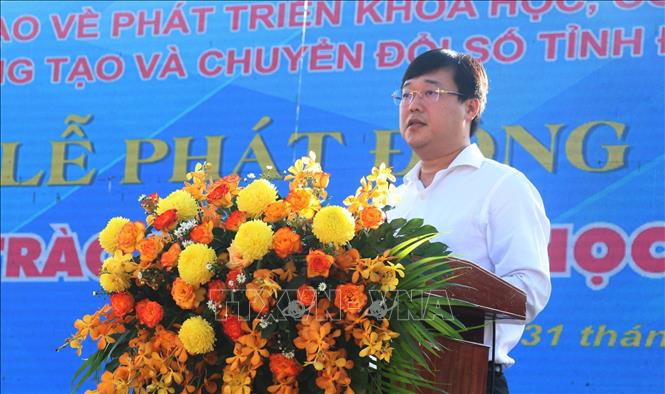 Bí thư tỉnh ủy Đồng Tháp Lê Quốc Phong phát biểu phát động Phong trào 