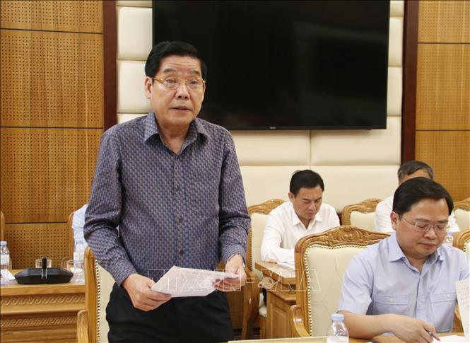 Ủy viên Trung ương Đảng, Bí thư Tỉnh ủy Bắc Giang Nguyễn Văn Gấu phát biểu. Ảnh: Đồng Thúy-TTXVN