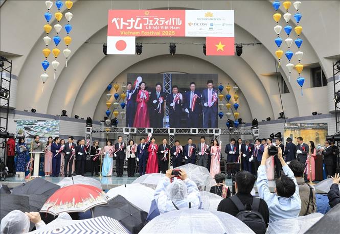 A view of the opening ceremony. VNA Photo: Xuân Giao