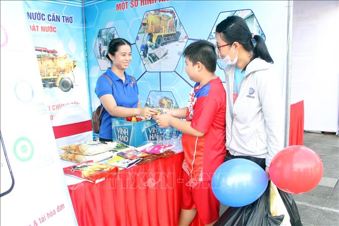 Thiếu nhi Cần Thơ tham gia 