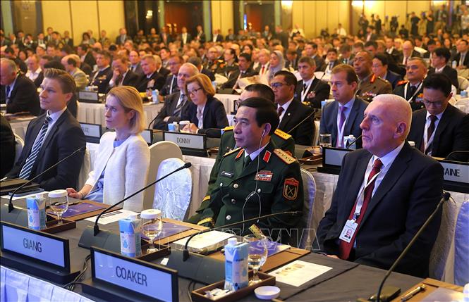 The Vietnamese delegation at the event. VNA Photo: Tất Đạt