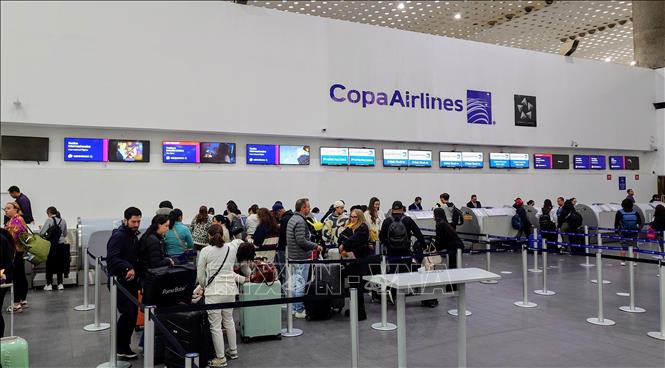 Quầy làm thủ tục của Hãng hàng không quốc gia Panama Copa Airlines tại sân bay quốc tế Felipe Ángeles (AIFA), bang Estado de Mexico, Mexico. Ảnh: Phi Hùng - PV TTXVN tại Mexico