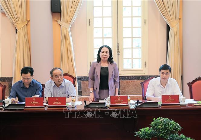 Phó Chủ tịch nước Võ Thị Ánh Xuân, Phó Chủ tịch thứ nhất Hội đồng Thi đua - Khen thưởng Trung ương, Trưởng ban Tổ chức Đại hội Thi đua yêu nước toàn quốc lần thứ XI phát biểu. Ảnh: An Đăng - TTXVN