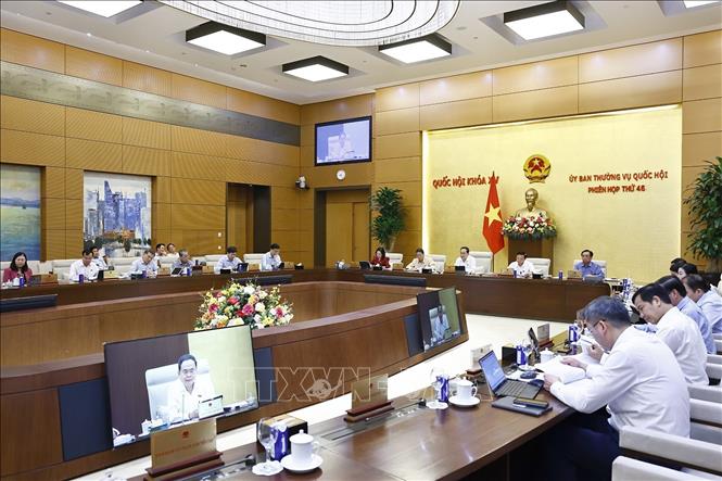 Quang cảnh phiên họp. Ảnh: Doãn Tấn - TTXVN
