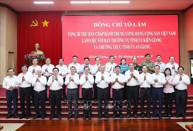 Tổng Bí thư Tô Lâm và các đại biểu. Ảnh: Thống Nhất – TTXVN