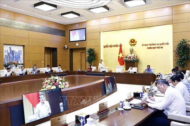 Quang cảnh phiên họp. Ảnh: Doãn Tấn - TTXVN
