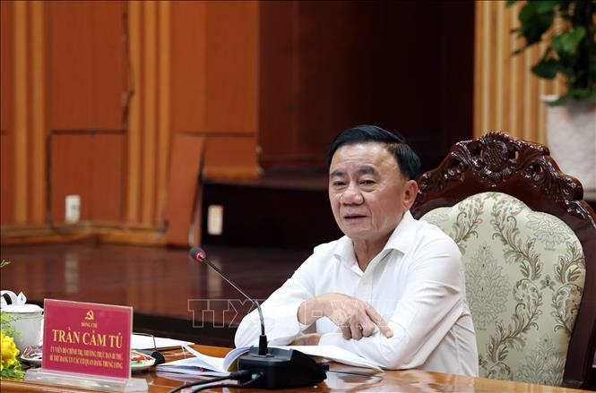 Đồng chí Trần Cẩm Tú, Ủy viên Bộ Chính trị, Thường trực Ban Bí thư làm việc tại Quảng Nam. Ảnh: Trần Tĩnh - TTXVN