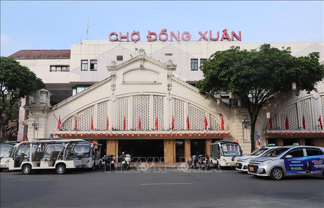 Quang cảnh đìu hiu tại chợ Đồng Xuân. Ảnh: Thành Phương – TTXVN