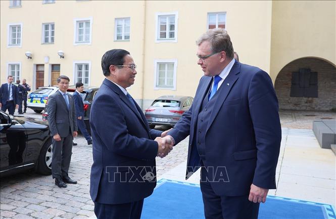 Thủ tướng Phạm Minh Chính hội kiến Chủ tịch Quốc hội Estonia Lauri Hussar. Ảnh: Dương Giang-TTXVN
