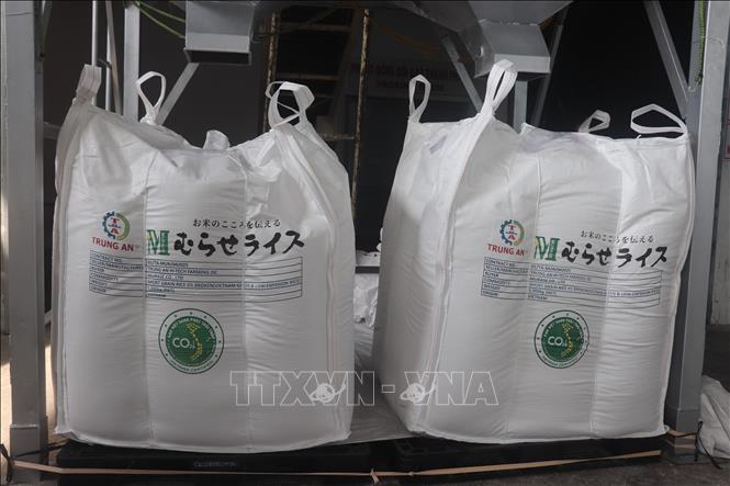 Vietnam’s low-carbon footprint rice ready for Japan's shipment. VNA Photo: Thu Hiền