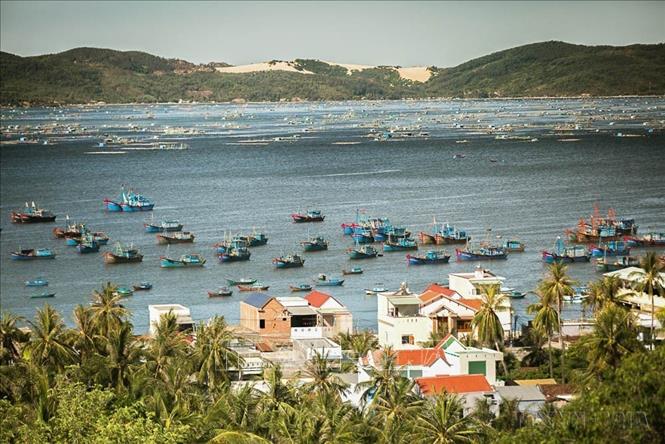 Một góc vịnh Xuân Đài, thị xã Sông Cầu (Phú Yên). Ảnh: Trọng Đạt - TTXVN