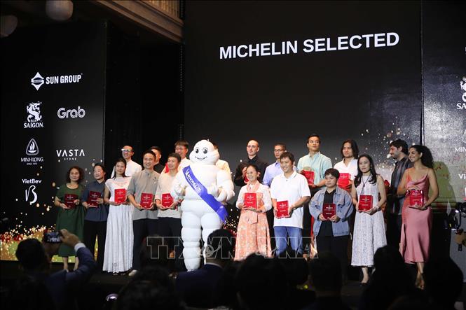 Vinh danh các cơ sở ăn uống được tuyển chọn của MICHELIN năm 2025 tại Việt Nam. Ảnh: Trần Lê Lâm - TTXVN