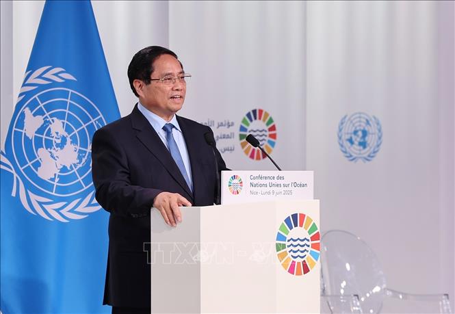 Thủ tướng Phạm Minh Chính phát biểu tại Phiên toàn thể Hội nghị Đại dương Liên hợp quốc lần thứ 3 (UNOC 3). Ảnh: Dương Giang-TTXVN 