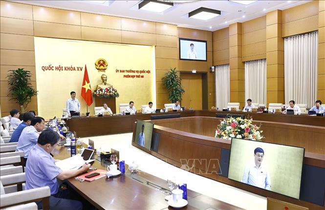 Quang cảnh phiên họp. Ảnh: Doãn Tấn - TTXVN