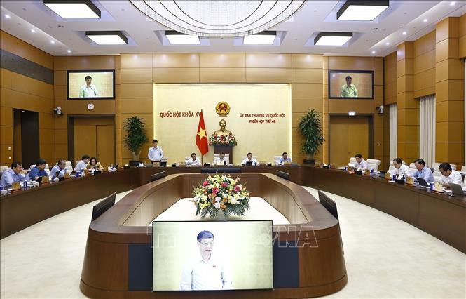 Quang cảnh phiên họp. Ảnh: Doãn Tấn - TTXVN