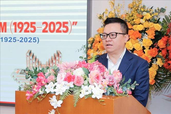 Phó trưởng Ban Tuyên giáo và Dân vận Trung ương Lê Quốc Minh, Chủ tịch Hội Nhà báo Việt Nam, Tổng biên tập Báo Nhân Dân phát biểu. Ảnh: Minh Quyết - TTXVN