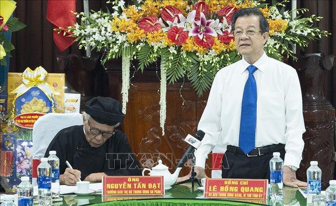 Secretary of An Giang provincial Party Committee Le Hong Quang speaks at the event. VNA Photo: Công Mạo