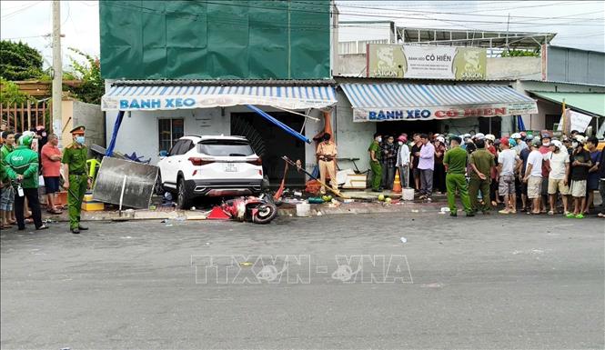 Hiện trường vụ tai nạn. Ảnh: Nguyễn Thanh - TTXVN
